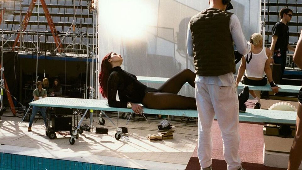 Illusion – третья композиция Липы из будущего альбома Radical Optimism