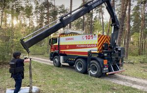 Рятувальники вивезли з Київської області боєголовку крилатої ракети Х-101, виявлену після обстрілу РФ