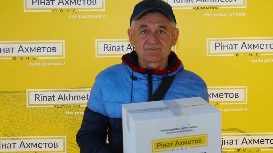 З 2014 року Фонд передав для жителів України 13 млн продуктових наборів
