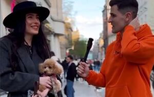 Дрыга во время прогулки по Львову рассказала Николасу Карме, что за шляпку от украинского дизайнера Руслана Багинского заплатила 18 тыс. грн