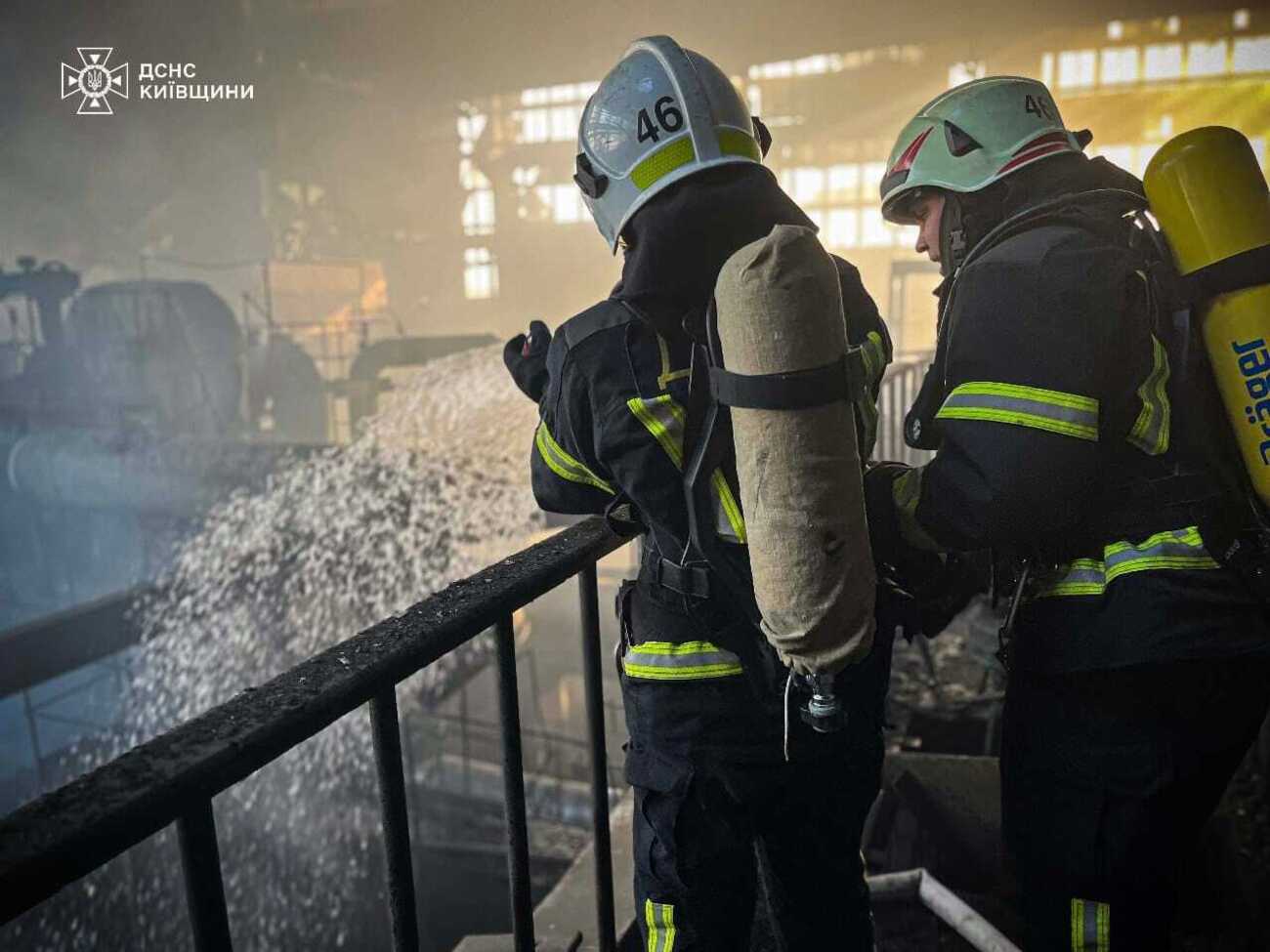 Оккупанты ночью 11 апреля полностью разрушили самую мощную в Киевской области Трипольскую ТЭС