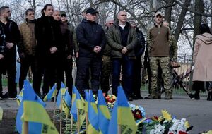 Сєнкевич зазначив, що жертвами атаки агресора стало п'ятеро миколаївців