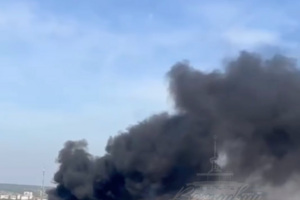 Місце прильоту в Луганську горить