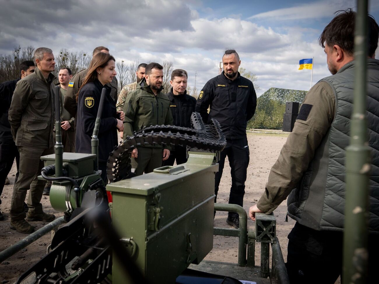 Зеленському показали новітні зразки зброї