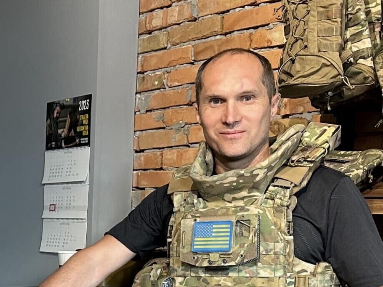 Ровно 10 лет назад война с Россией перестала быть односторонней. Лейтенант Сухаревский отдал первый исторический боевой приказ ВСУ: "Х...ли ты смотришь – ...башь!"