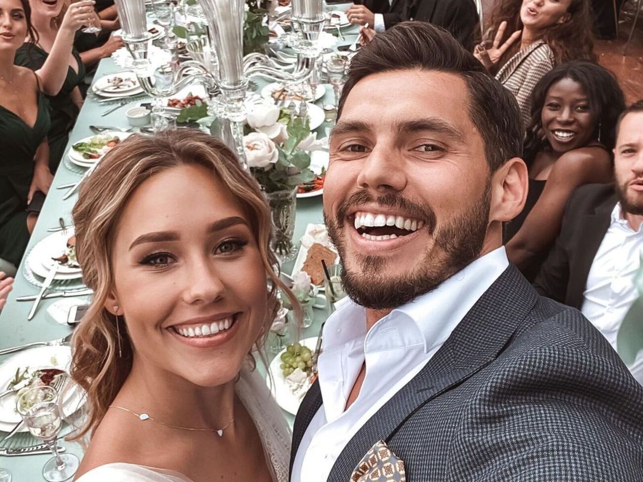 Добрынин и Квиткова поженились в мае 2020 года, а в январе 2023-го сообщили о расставании