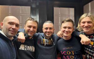 Года назад группа "Антитіла" объявила о старте продажи билетов на свой концерт в украинской Ялте (Крым). Датой проведения было объявлено 23 августа 2024 года