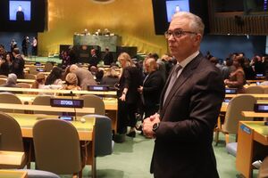 Русопулос подчеркнул, что Европа не должна колебаться в поддержке Украины