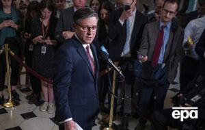 Джонсон смог провести первое процедурное голосование за рассмотрение пакета законопроектов о нацбезопасности США с нужным для себя результатом