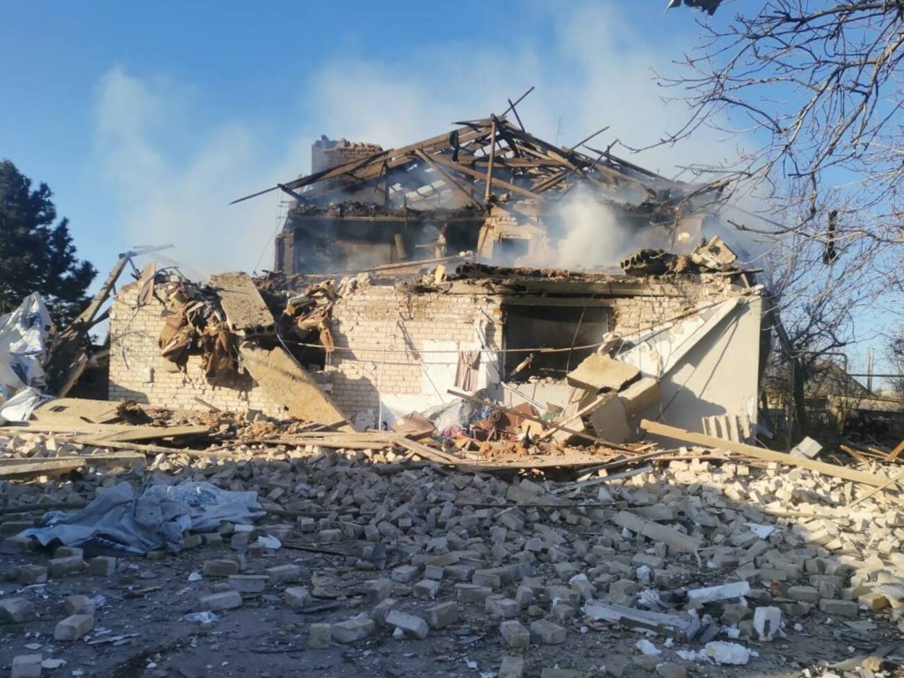 Понад 300 ударів упродовж доби завдали російські окупанти по Запорізькій області