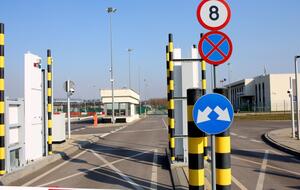 Поляки продолжают блокировать границу с Украиной