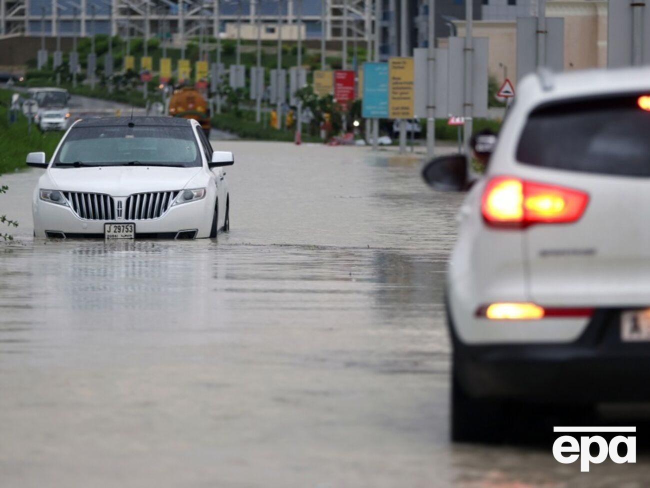Козупица-старший заявил, что жизнь в Дубае – "тоже не мед"