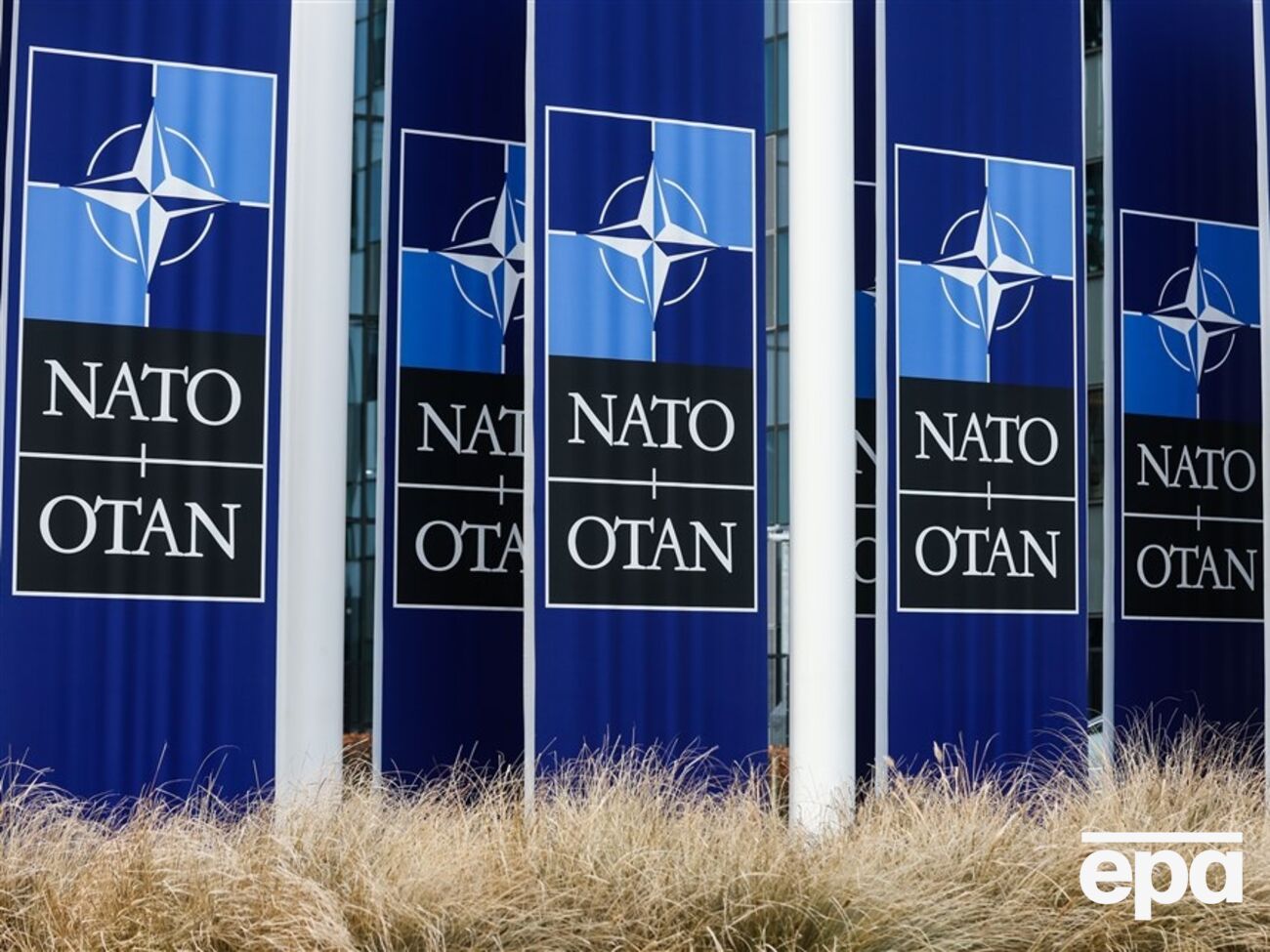 Малетер признал, что НАТО не может защитить всю подводную инфраструктуру