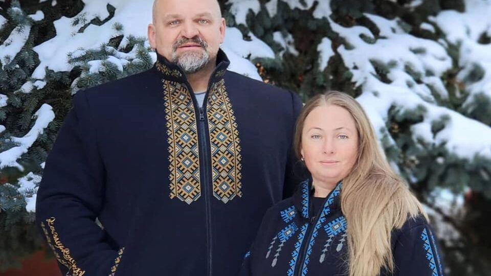 Вірастюк затаїв образу на дружину через те, що вона в перші дні повномасштабного вторгнення країни-агресора РФ в Україну виїхала разом із дітьми за кордон