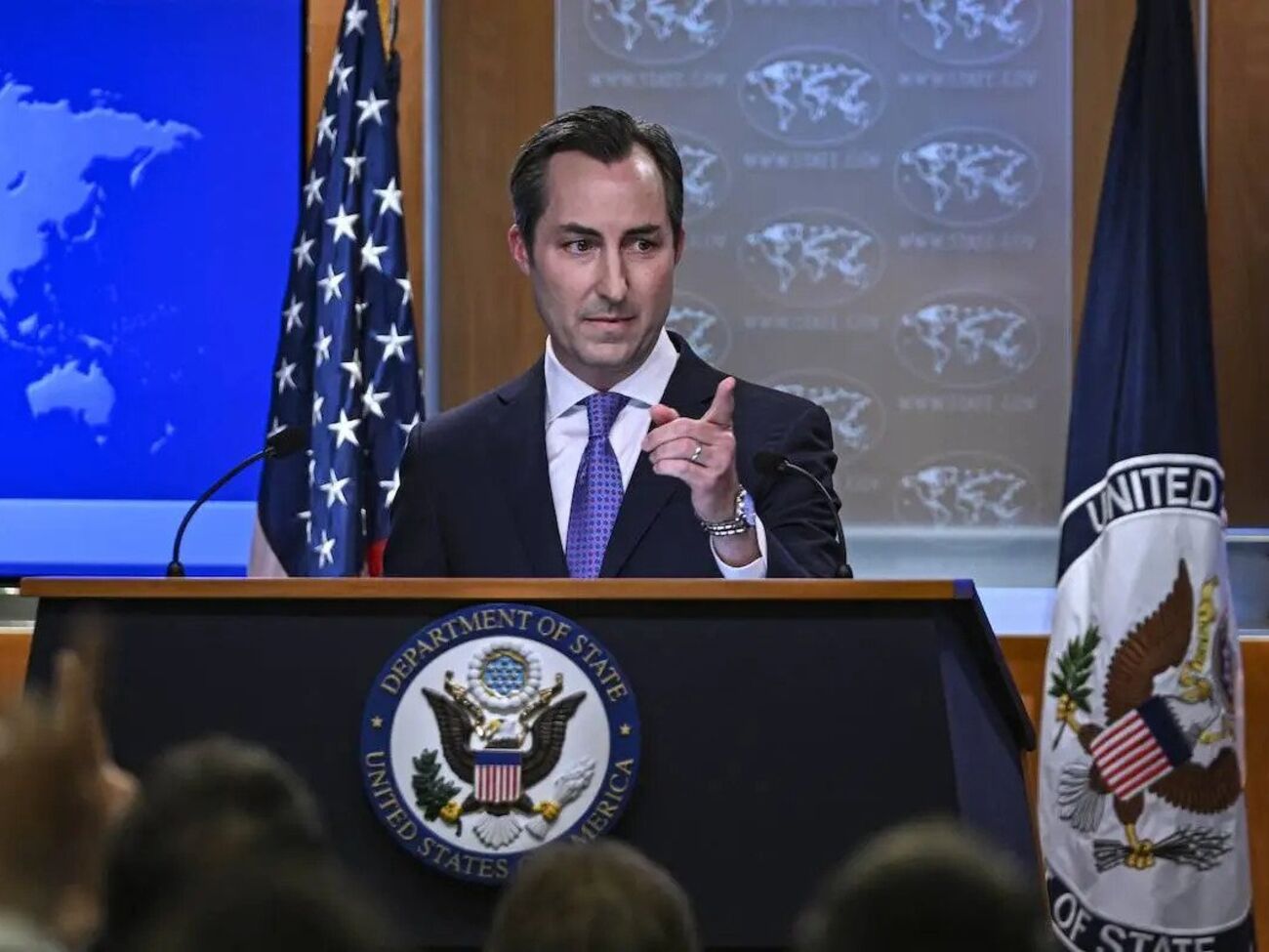 Міллер: У США "абсолютно різні відносини" з Україною й Ізраїлем