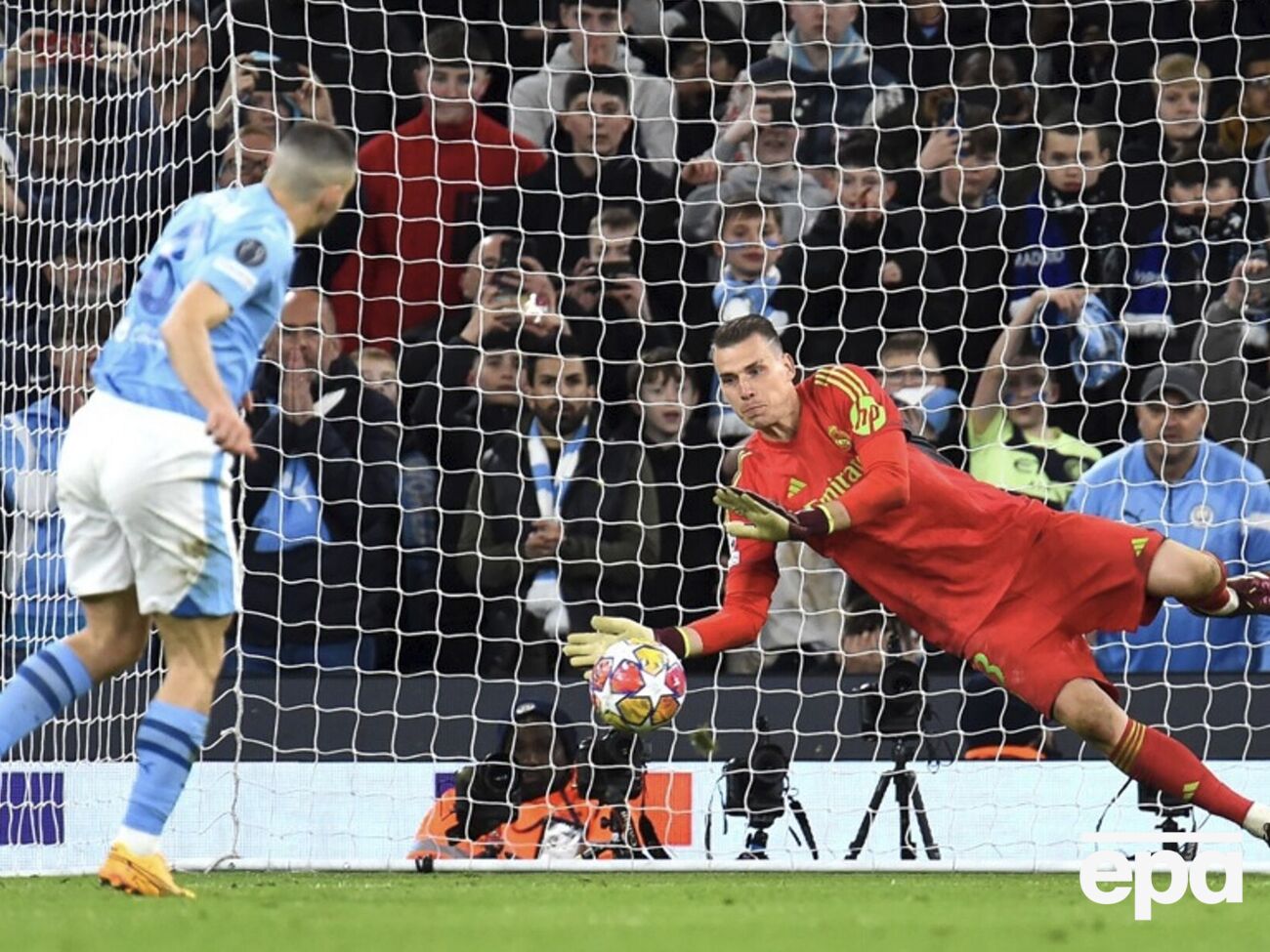 Лунин отразил два пенальти в поединке "Реала" против "Манчестер Сити"