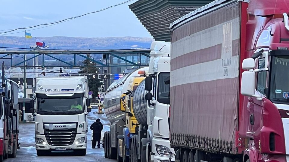 Поляки відновили блокування двох пунктів пропуску