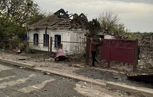 Захватчики регулярно обстреливают населенные пункты Донецкой области