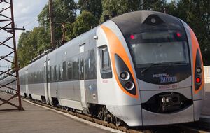 Поезда дальнего сообщения и пригородные не курсируют до станции Днепр