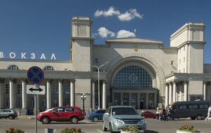 Вокзал в Днепре возобновил работу после атаки РФ