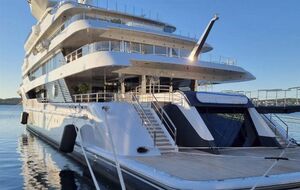 АРМА объявило о начале реализации арестованной яхты Медведчука Royal Romance 20 марта