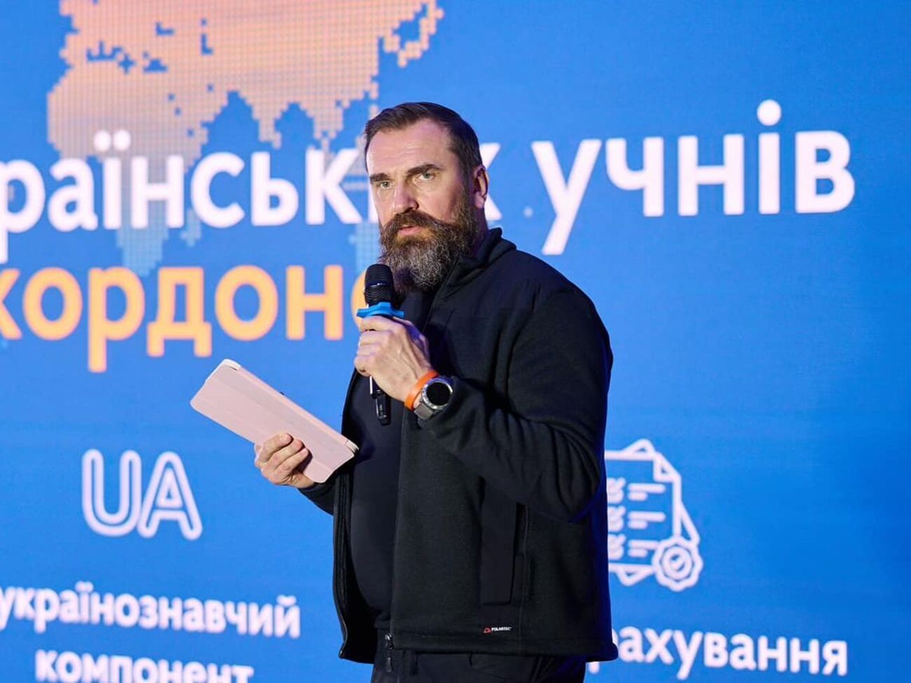 Лісовий пояснив, хто і за яких умов зможе виїхати за кордон на стажування