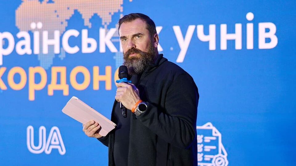 Лісовий пояснив, хто і за яких умов зможе виїхати за кордон на стажування