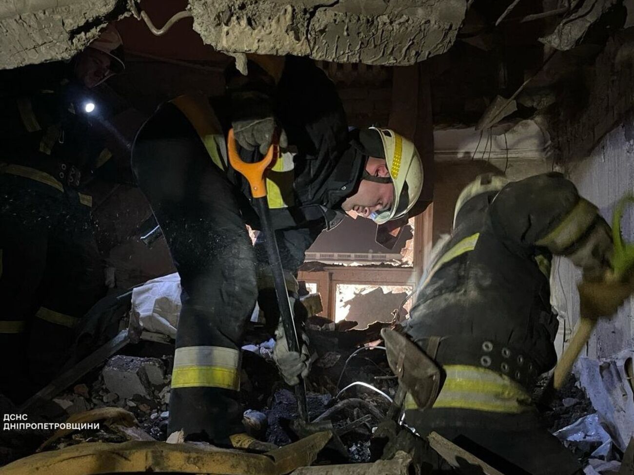 Підрозділи ДСНС урятували 12 осіб