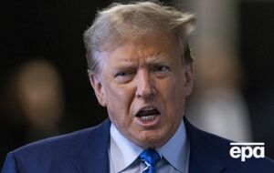 Трамп фактично пом'якшив свою опозицію допомоги Україні в останні дні, промовчавши в день голосування і відмовившись від тиску на республіканців, зазначила NYT