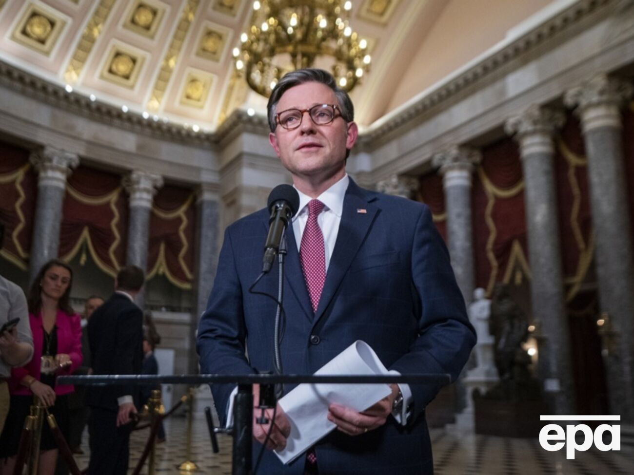 СМИ стало известно, что заставило Джонсона изменить свое мнение о законопроекте