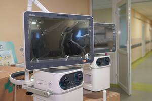 Фонд в сотрудничестве с партнерами уже помог более 340 больницам из 20 областей Украины