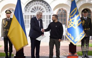 Зеленский принял верительные грамоты от посла Польши Гузы