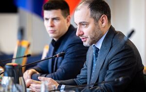 Кубраков зазначив, що за останні три роки "багато разів чув історії" про свою відставку