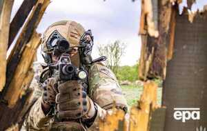 Украинские военные продолжают наносить оккупационным войскам потери в живой силе и технике, отмечают в Генштабе