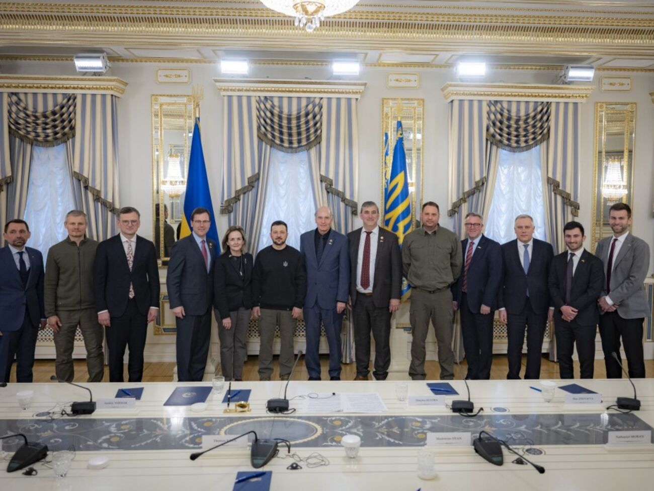 Конгресмени США запевнили, що залишаться з народом України в боротьбі проти російської агресії