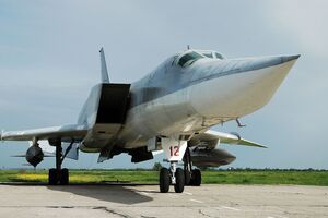 Сбитие Ту-22М3 снизило активность российской авиации