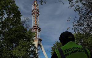 Разрушение телебашни не помешает харьковчанам узнавать последние новости, заявил Терехов