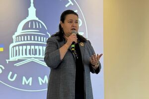 Маркарова розповіла про труднощі з пошуком техніки і зброї для України
