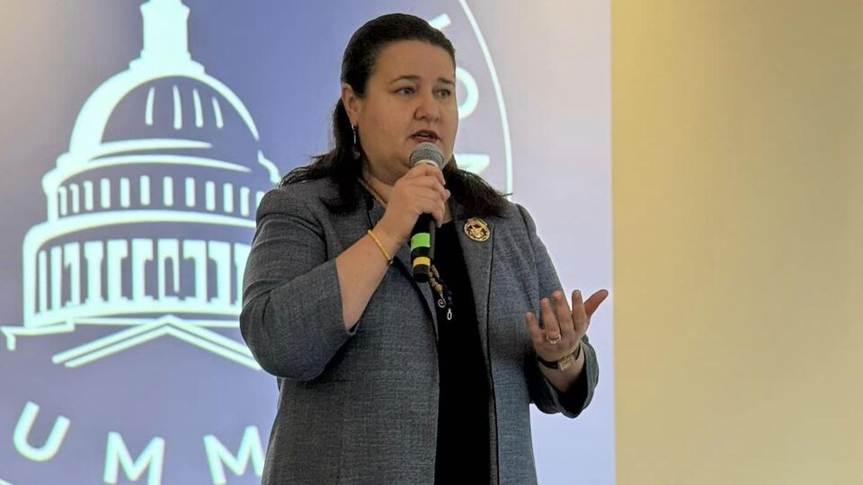 Маркарова розповіла про труднощі з пошуком техніки і зброї для України