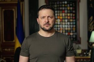 Зеленский заявил о важности оборонной поддержки Украины партнерами в сложившейся на фронте ситуации