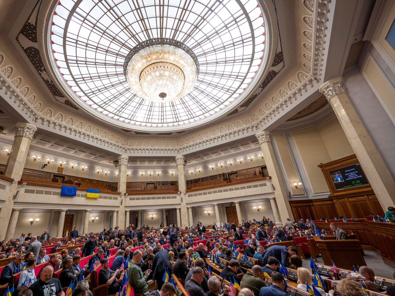 Увольнение семи членов Счетной палаты поддержали 264 нардепа