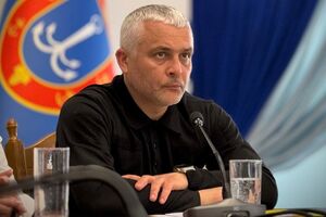 На месте работают экстренные службы, отметил Кипер