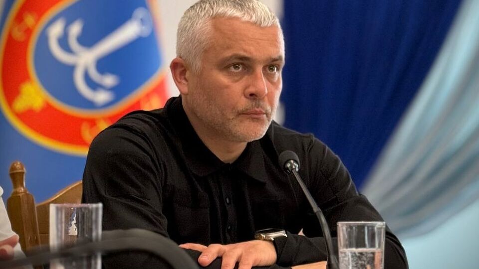 На месте работают экстренные службы, отметил Кипер