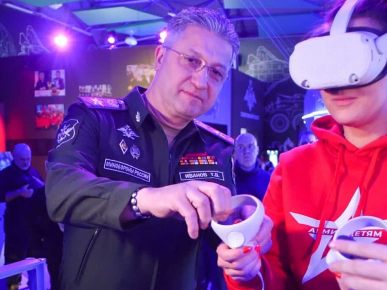 Иванова, по данным СМИ, ранее защищал Шойгу