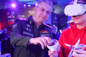 Иванова, по данным СМИ, ранее защищал Шойгу