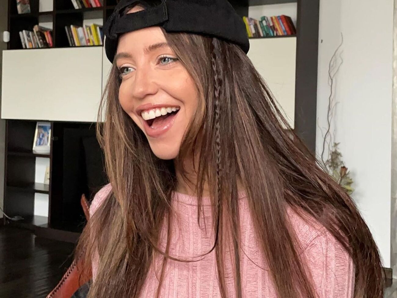 Дорофеева ранее была подопечной Потапа, а сейчас работает с Горовой