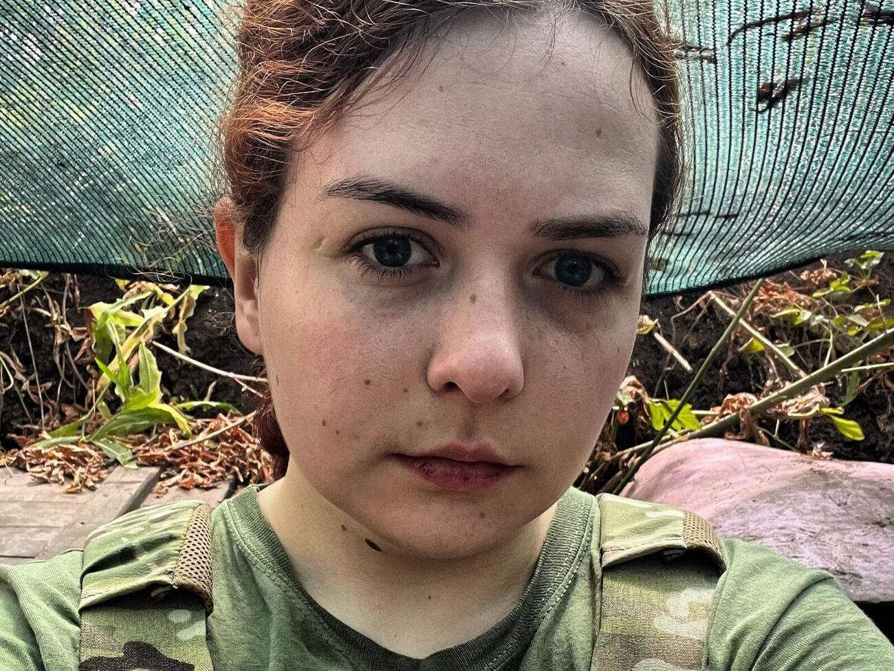 Парамедик Пташка: Я вешу 85 кг, пользуюсь соцсетями, курю и, блин, живу