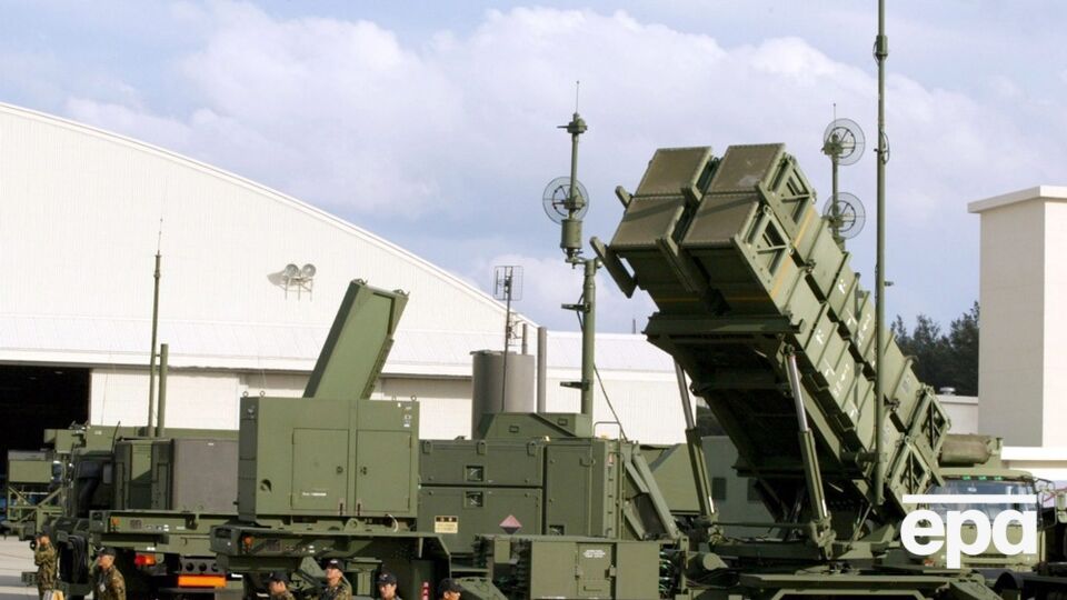 Ракети-перехоплювачі для Patriot "дуже дорогі", тому Іспанія допоможе Україні невеликою їх кількістю, стверджує El Pais