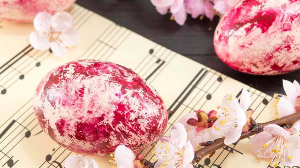 Яйца будут иметь неоднородный мраморный окрас