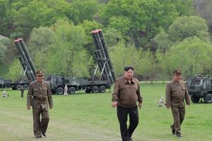КНДР здобуває вигоду від війни РФ проти України, зазначають ЗМІ